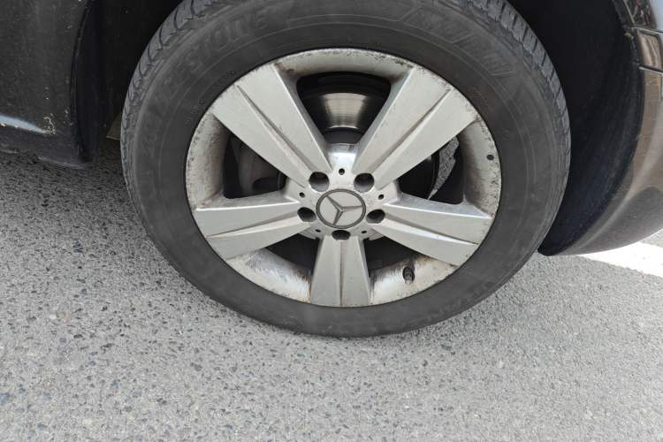 Used Mercedes-Benz Viano 2010 2.5L Prestige Edition Exterior 7