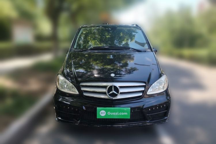 Used Mercedes-Benz Viano 2010 2.5L Prestige Edition Front