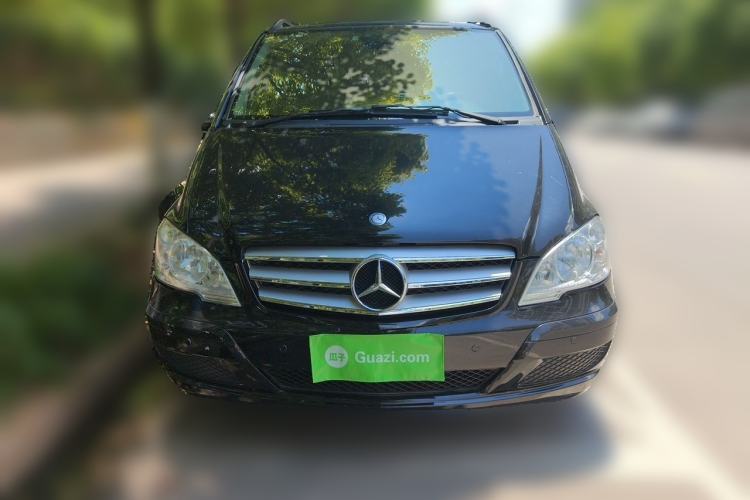 Used Mercedes-Benz Viano 2010 2.5L Prestige Edition Front