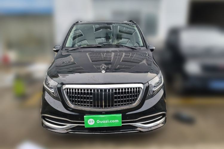 Used Mercedes-Benz Viano 2010 2.5L Prestige Edition Front