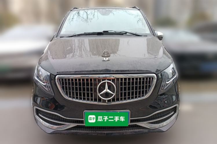 Used Mercedes-Benz Viano 2010 2.5L Luxury Edition Front