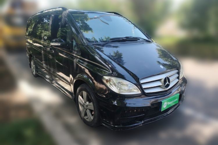 Used Mercedes-Benz Viano 2010 2.5L Prestige Edition Front Right 45 Deg