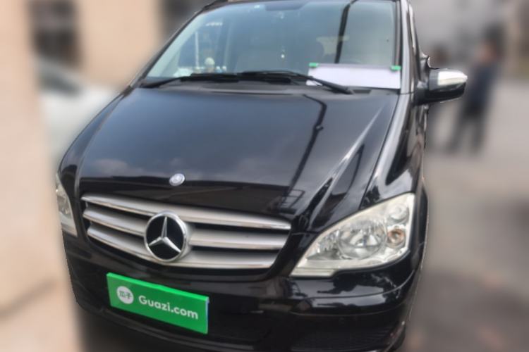 Used Mercedes-Benz Viano 2010 2.5L Luxury Edition Front