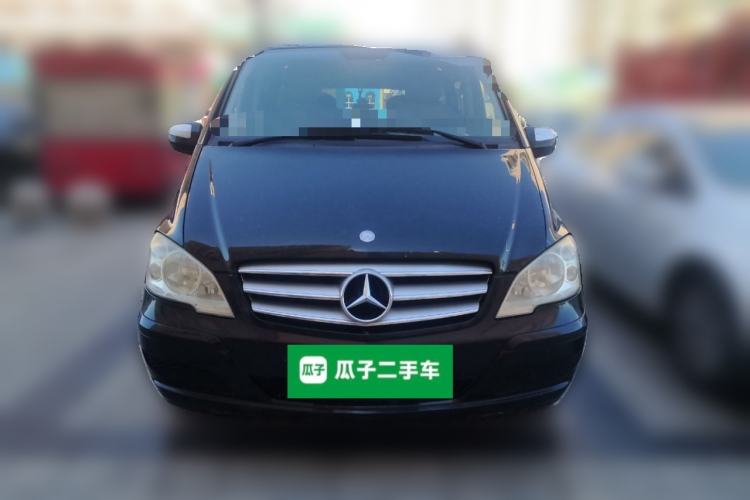 Used Mercedes-Benz Viano 2010 2.5L Luxury Edition Front
