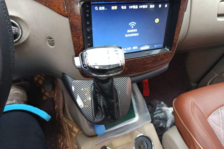 Used Mercedes-Benz Viano 2010 2.5L Luxury Edition Gear Lever
