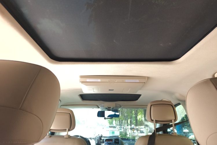 Used Mercedes-Benz Viano 2010 2.5L Prestige Edition Headliner