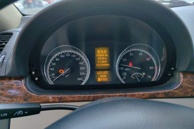 Used Mercedes-Benz Viano 2010 2.5L Prestige Edition Instrument Cluster
