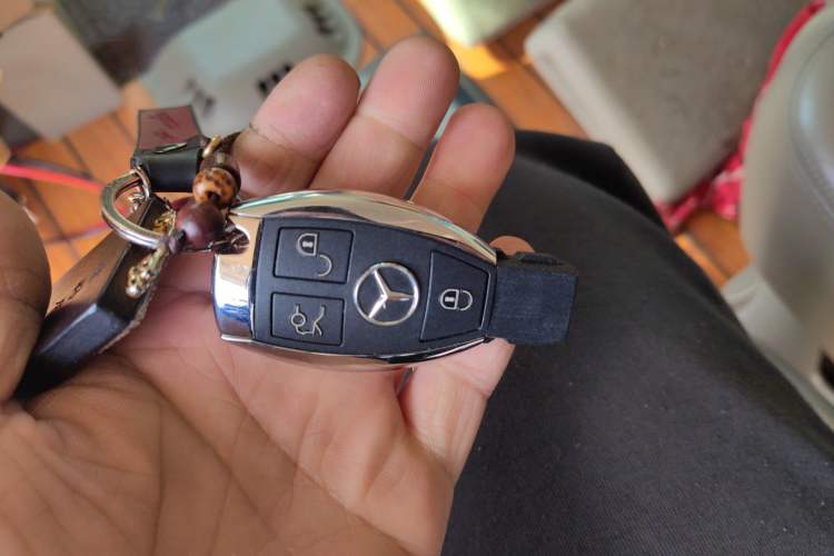 Used Mercedes-Benz Viano 2010 2.5L Luxury Edition Interior 1
