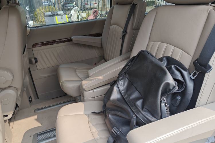 Used Mercedes-Benz Viano 2010 2.5L Prestige Edition Interior 4