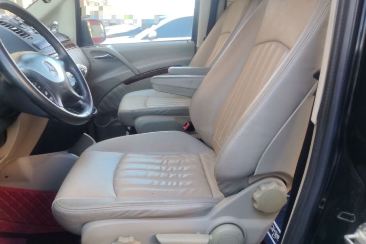 Used Mercedes-Benz Viano 2010 2.5L Luxury Edition Left Front Seat