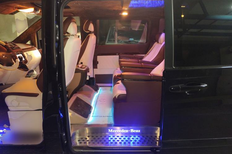 Used Mercedes-Benz Viano 2010 2.5L Luxury Edition Left Rear Seat