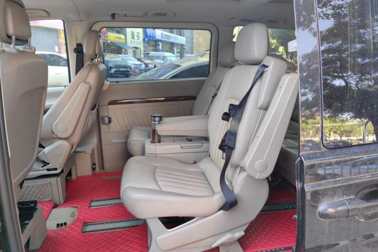Used Mercedes-Benz Viano 2010 2.5L Prestige Edition Left Rear Seat