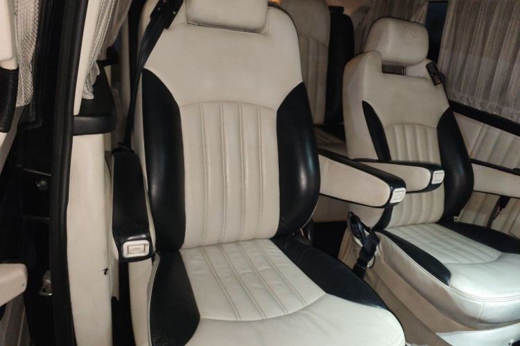 Used Mercedes-Benz Viano 2010 2.5L Luxury Edition Left Rear Seat