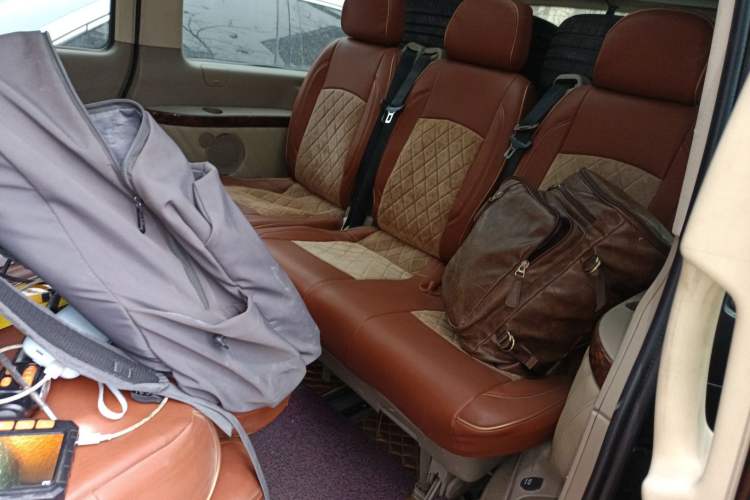 Used Mercedes-Benz Viano 2010 2.5L Luxury Edition Left Rear Seat