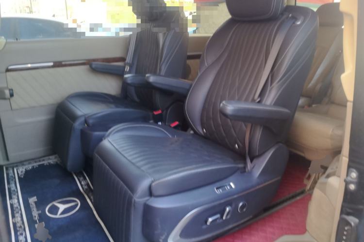 Used Mercedes-Benz Viano 2010 2.5L Luxury Edition Left Rear Seat