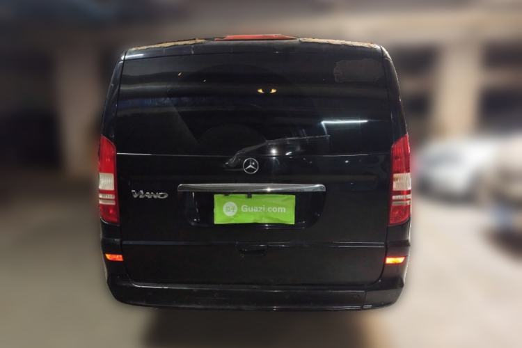Used Mercedes-Benz Viano 2010 2.5L Luxury Edition Rear
