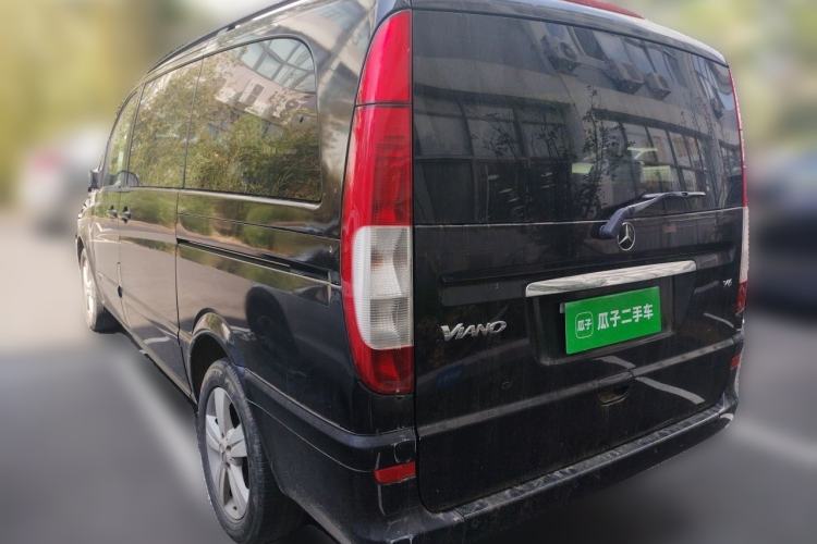 Used Mercedes-Benz Viano 2010 2.5L Luxury Edition Rear Left 45 Deg