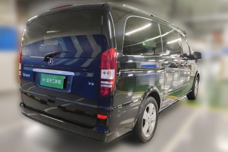 Used Mercedes-Benz Viano 2010 2.5L Luxury Edition Rear Right 45 Deg