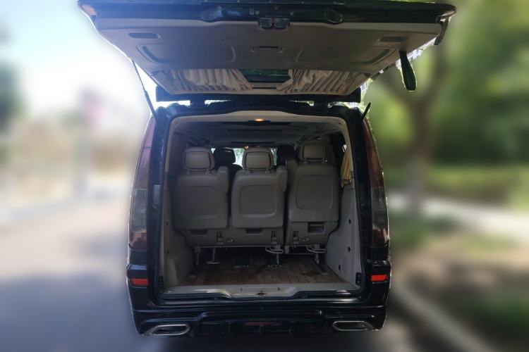 Used Mercedes-Benz Viano 2010 2.5L Prestige Edition Trunk