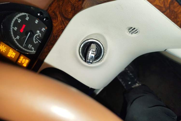 Used Mercedes-Benz Viano 2010 2.5L Luxury Edition Vehicle Key