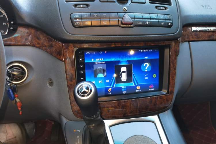 Used Mercedes-Benz Viano 2010 Viano 3.5L Audio And AC Panel
