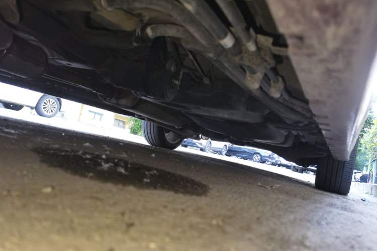 Used Mercedes-Benz Viano 2010 Viano 3.5L Chassis Front Left