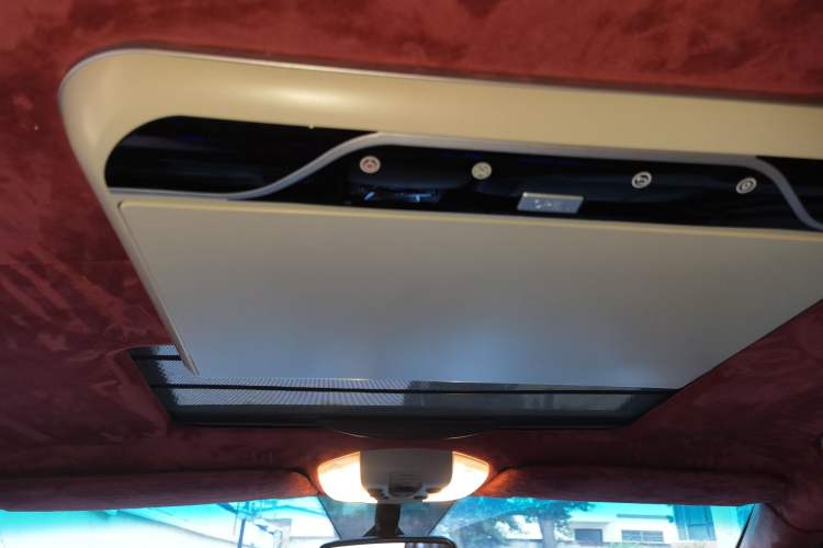 Used Mercedes-Benz Viano 2010 Viano 3.5L Headliner