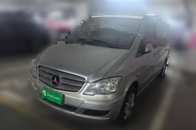 Used Mercedes-Benz Viano 2010 2.5L Luxury Edition