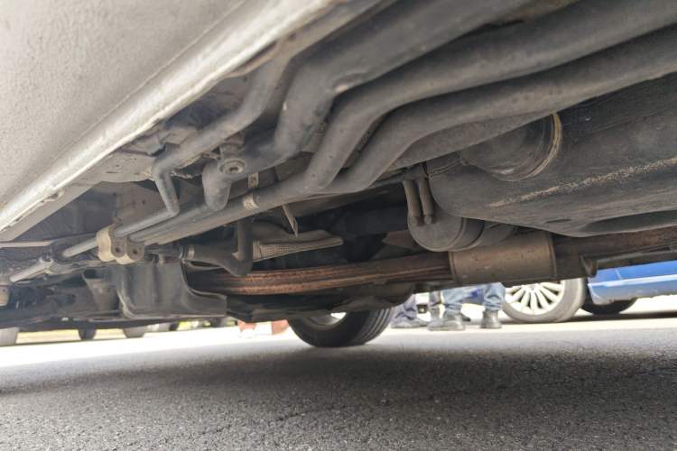 Used Mercedes-Benz Viano 2010 2.5L Prestige Edition Chassis Front Left