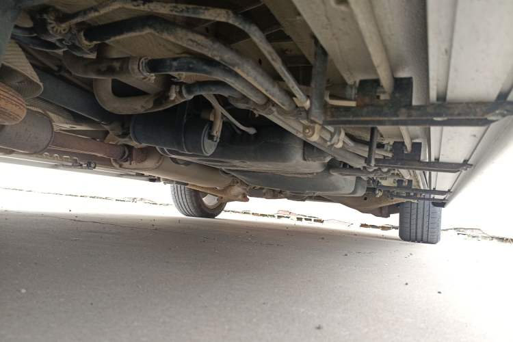 Used Mercedes-Benz Viano 2010 2.5L Prestige Edition Chassis Front Left