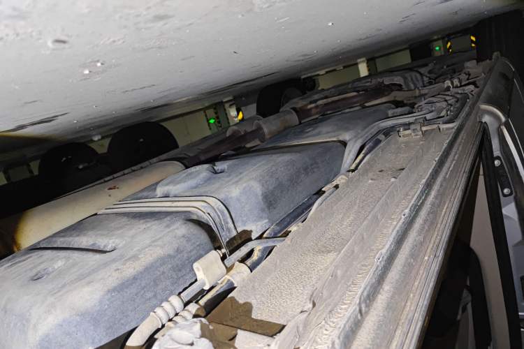 Used Mercedes-Benz Viano 2010 2.5L Prestige Edition Chassis Rear Left