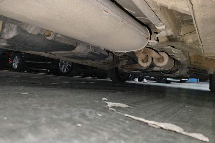 Used Mercedes-Benz Viano 2010 2.5L Prestige Edition Chassis Rear Right