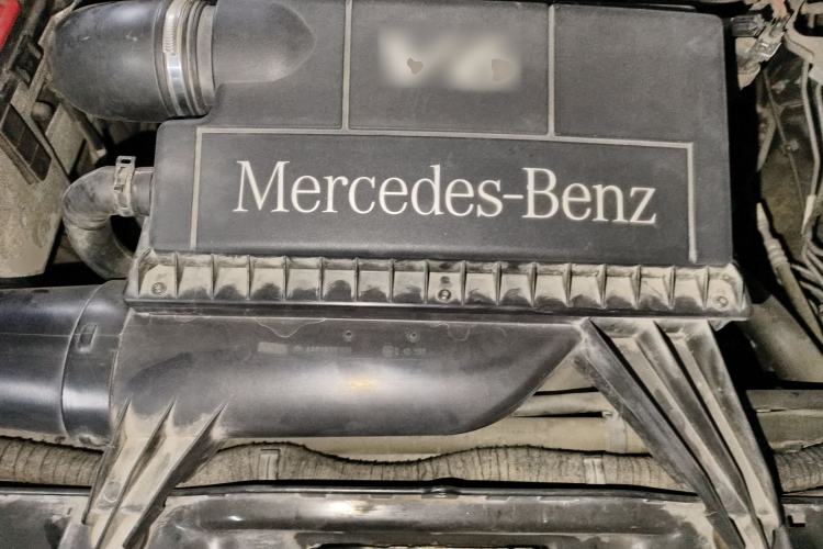 Used Mercedes-Benz Viano 2010 2.5L Prestige Edition Engine Bay