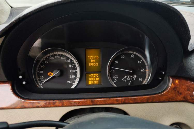 Used Mercedes-Benz Viano 2010 2.5L Prestige Edition Instrument Cluster
