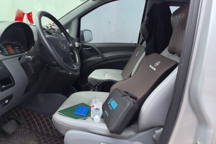 Used Mercedes-Benz Viano 2010 2.5L Luxury Edition Left Front Seat