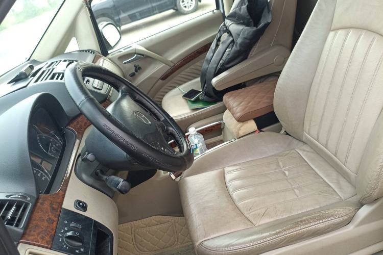Used Mercedes-Benz Viano 2010 2.5L Prestige Edition Left Front Seat