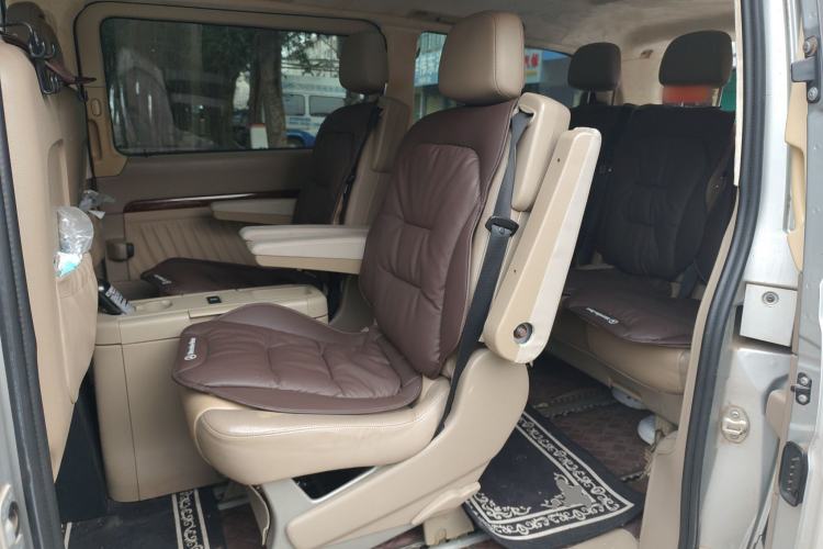 Used Mercedes-Benz Viano 2010 2.5L Prestige Edition Left Rear Seat
