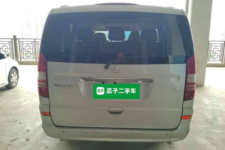 Used Mercedes-Benz Viano 2010 2.5L Luxury Edition Rear