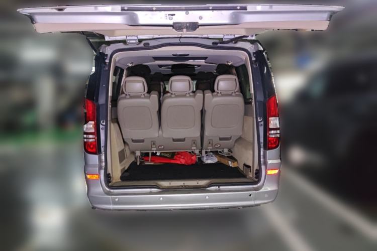 Used Mercedes-Benz Viano 2010 2.5L Prestige Edition Trunk