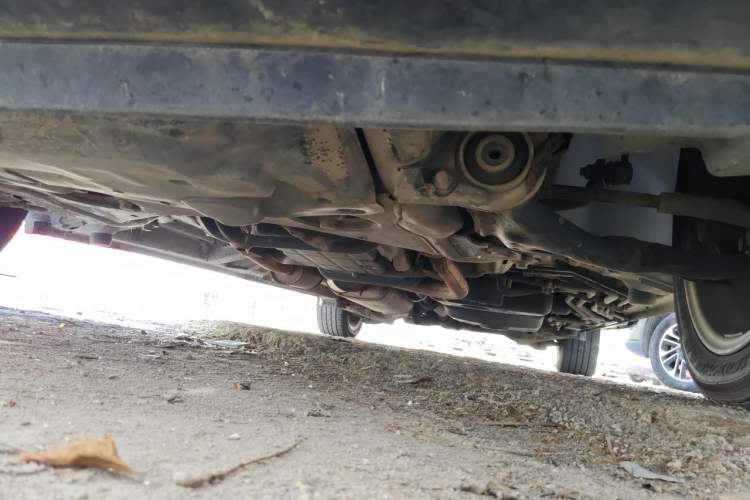 Used Mercedes-Benz Viano 2011 2.5L Navigator Edition Chassis Front