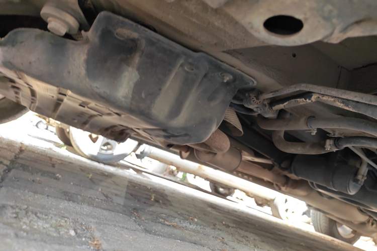 Used Mercedes-Benz Viano 2011 2.5L Prestige Edition Chassis Front Left