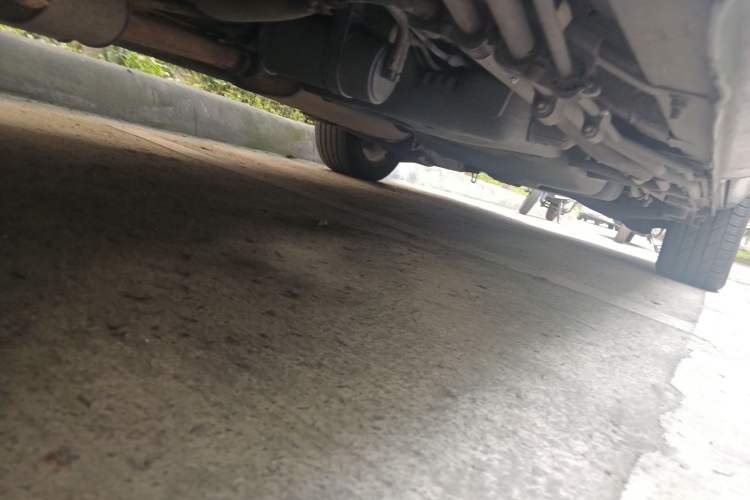 Used Mercedes-Benz Viano 2011 2.5L Navigator Edition Chassis Front Left