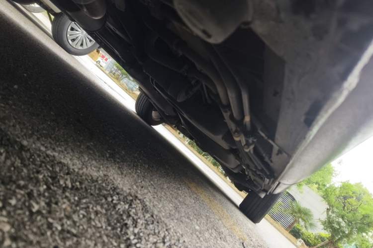 Used Mercedes-Benz Viano 2011 2.5L Luxury Edition Chassis Front Left
