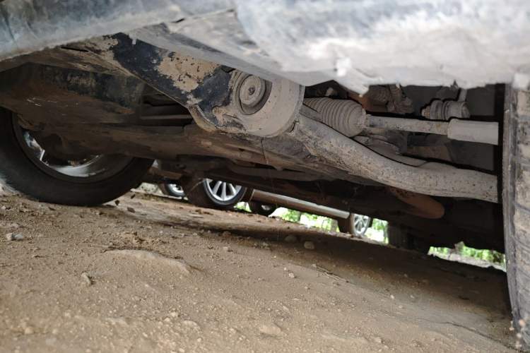 Used Mercedes-Benz Viano 2011 2.5L Luxury Edition Chassis Front Left