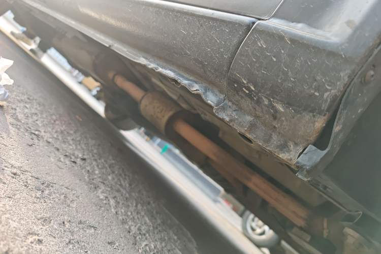 Used Mercedes-Benz Viano 2011 2.5L Luxury Edition Chassis Front Right