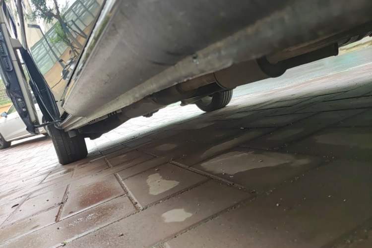 Used Mercedes-Benz Viano 2011 2.5L Prestige Edition Chassis Front Right