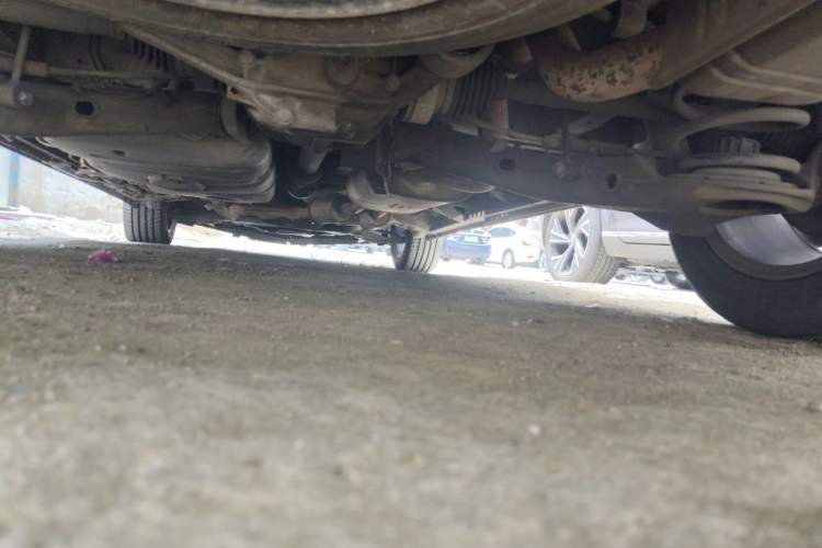 Used Mercedes-Benz Viano 2011 2.5L Prestige Edition Chassis Front