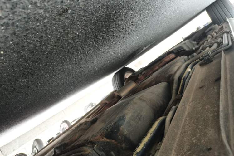 Used Mercedes-Benz Viano 2011 2.5L Luxury Edition Chassis Rear Left