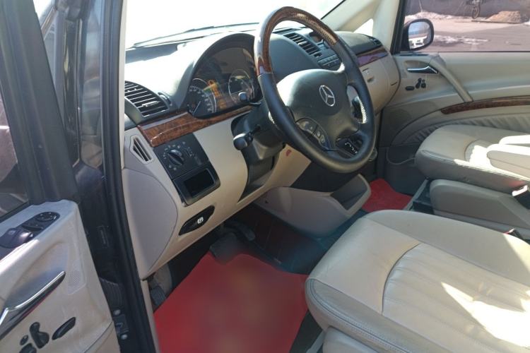 Used Mercedes-Benz Viano 2011 2.5L Prestige Edition Driver Seat