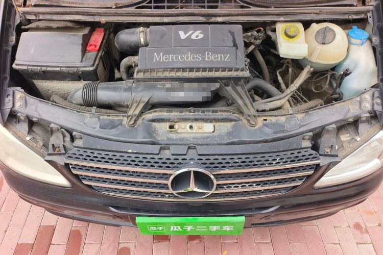 Used Mercedes-Benz Viano 2011 2.5L Prestige Edition Engine Bay